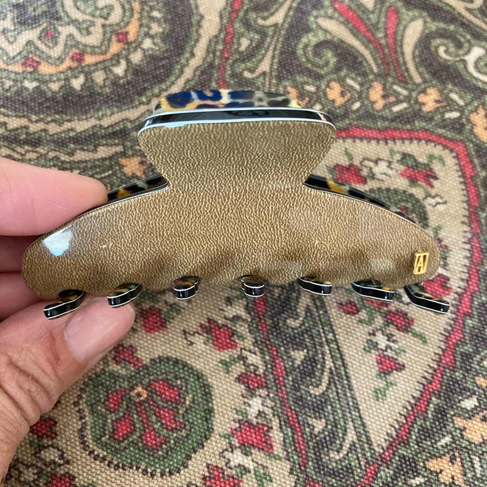 Alexandre de Paris Claw Clip